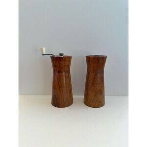 Vintage Tre Spade Mid-Century Italian Wood Salt Shaker and Pepper Mill Grinder S